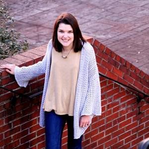 Meet your Posher, Alyssa